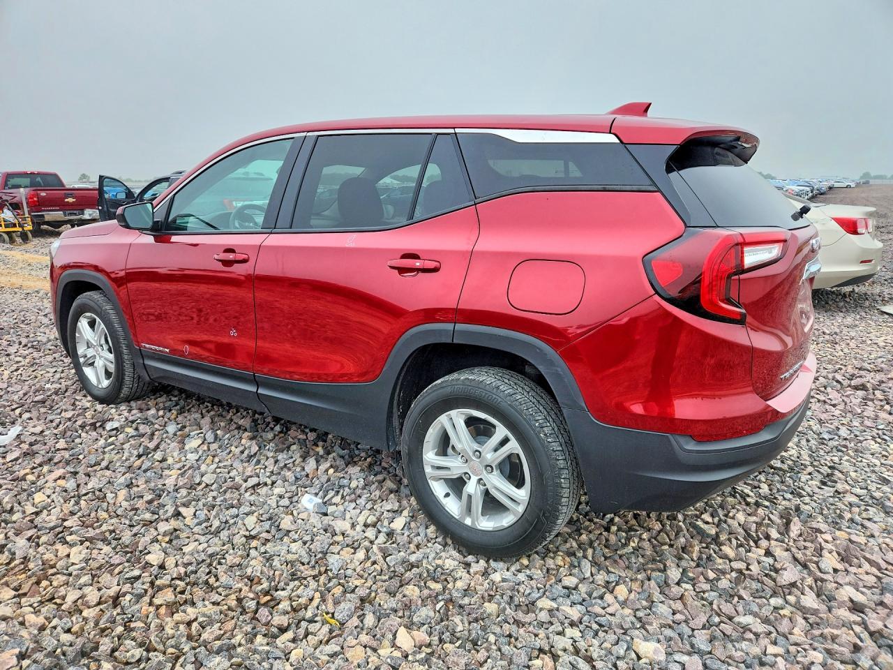2024 GMC Terrain - Фото 2