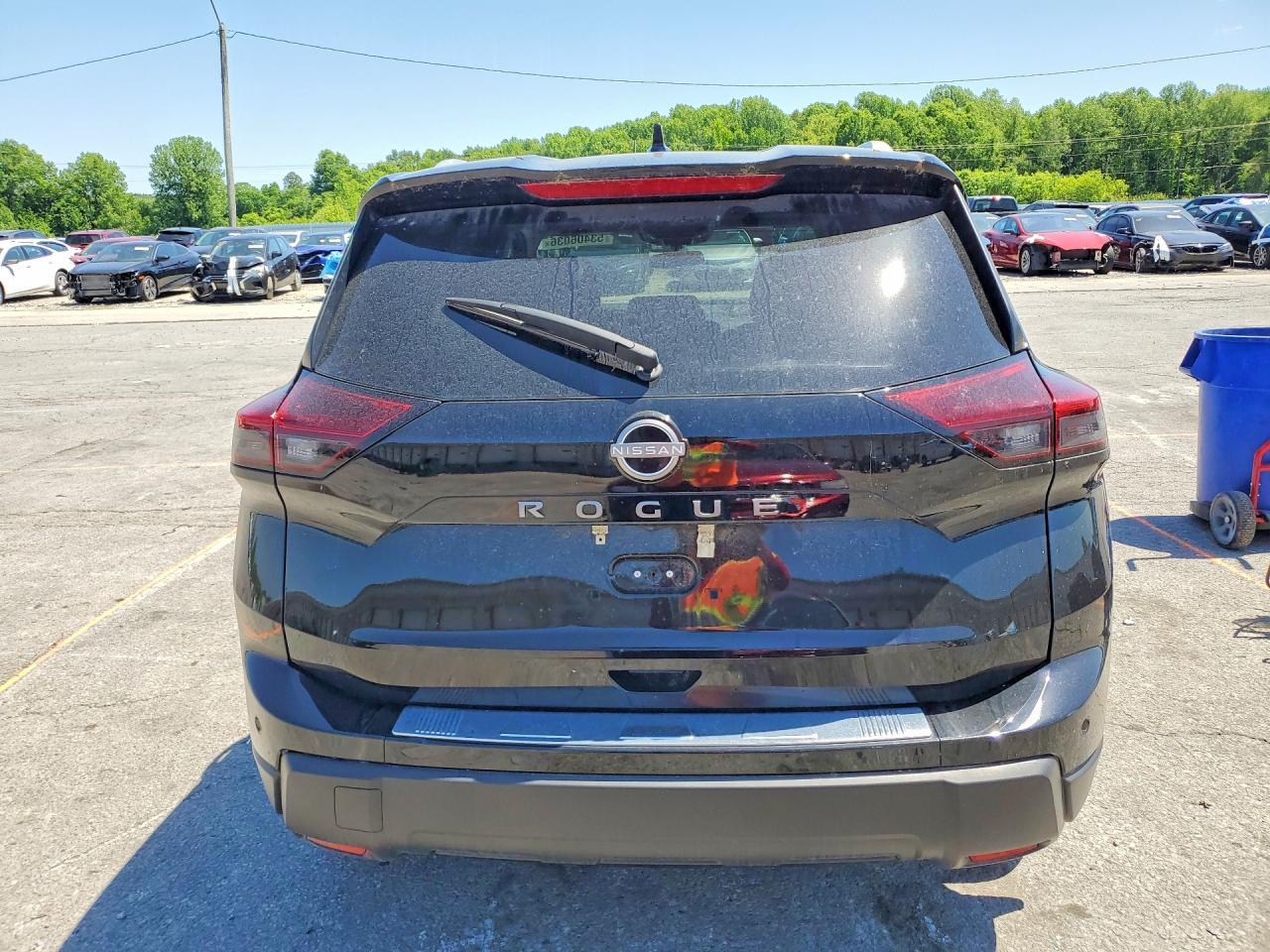 2025 Nissan Rogue Sv - Фото 6
