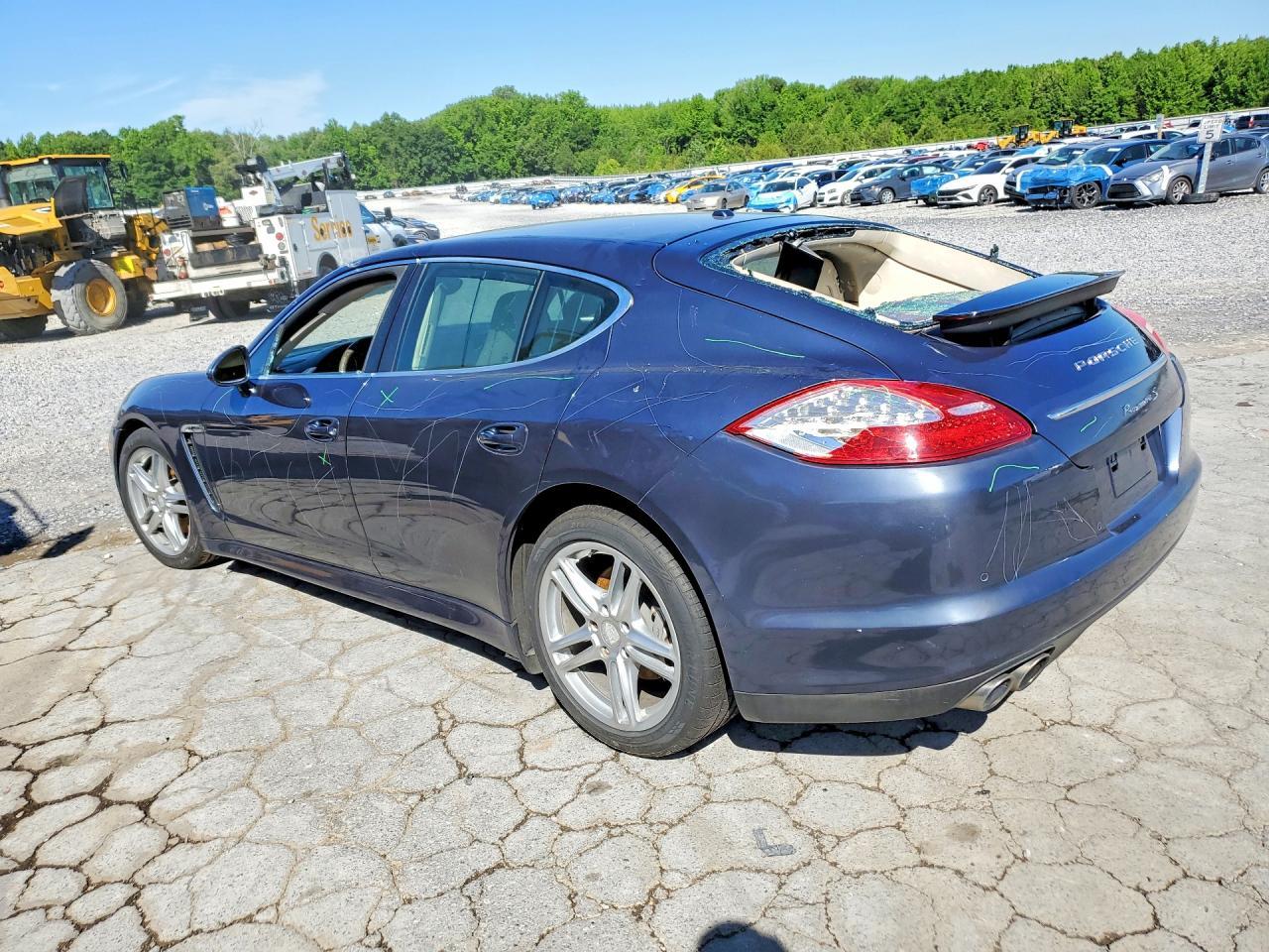 2010 Porsche Panamera S - Фото 2