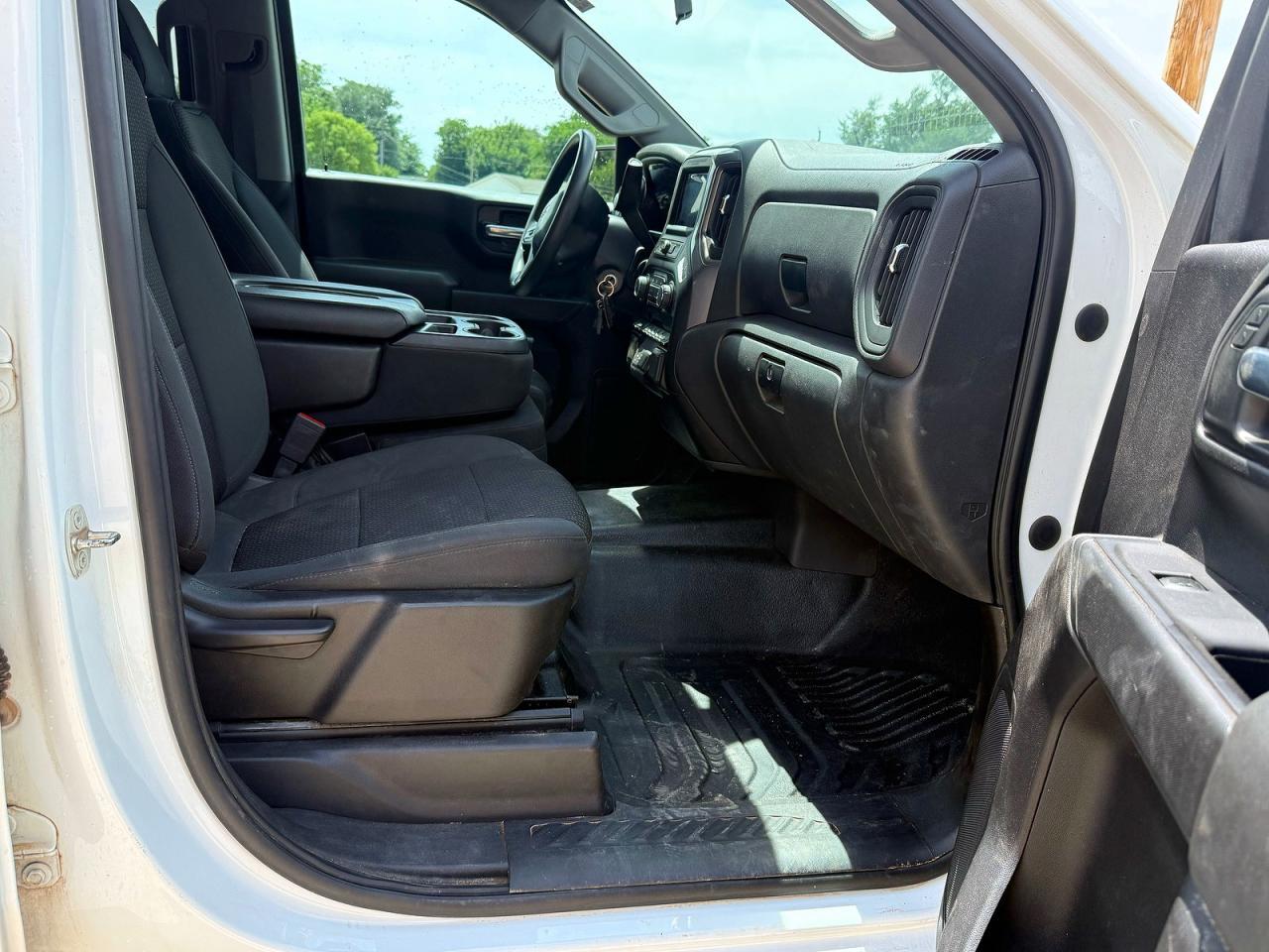 2021 Chevrolet Silverado K1500 - Image 5