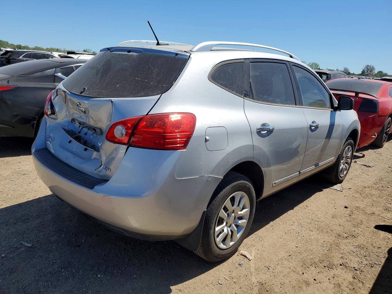 2015 Nissan Rogue Select S - Image 3