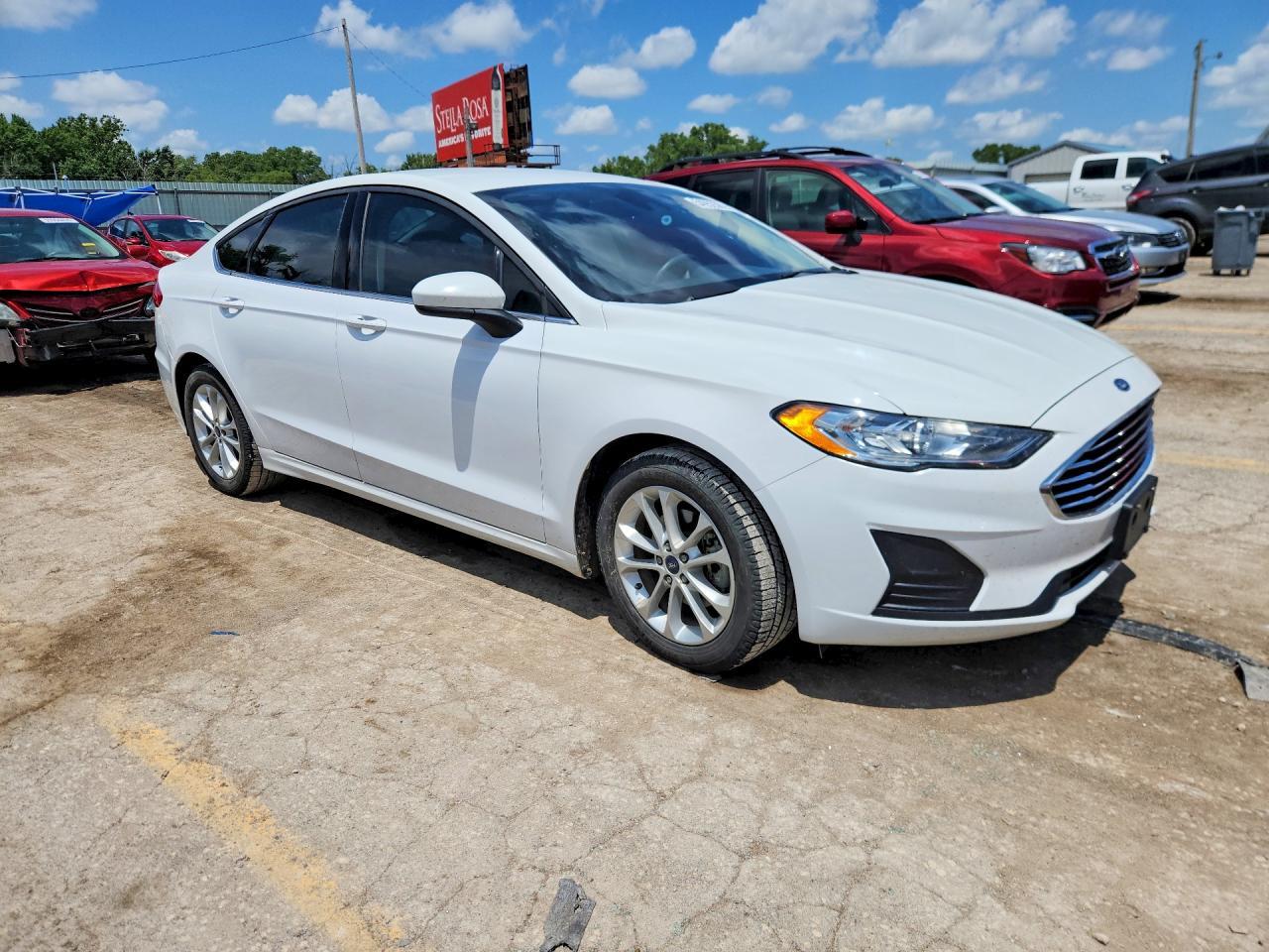 2020 Ford Fusion Se - Image 4