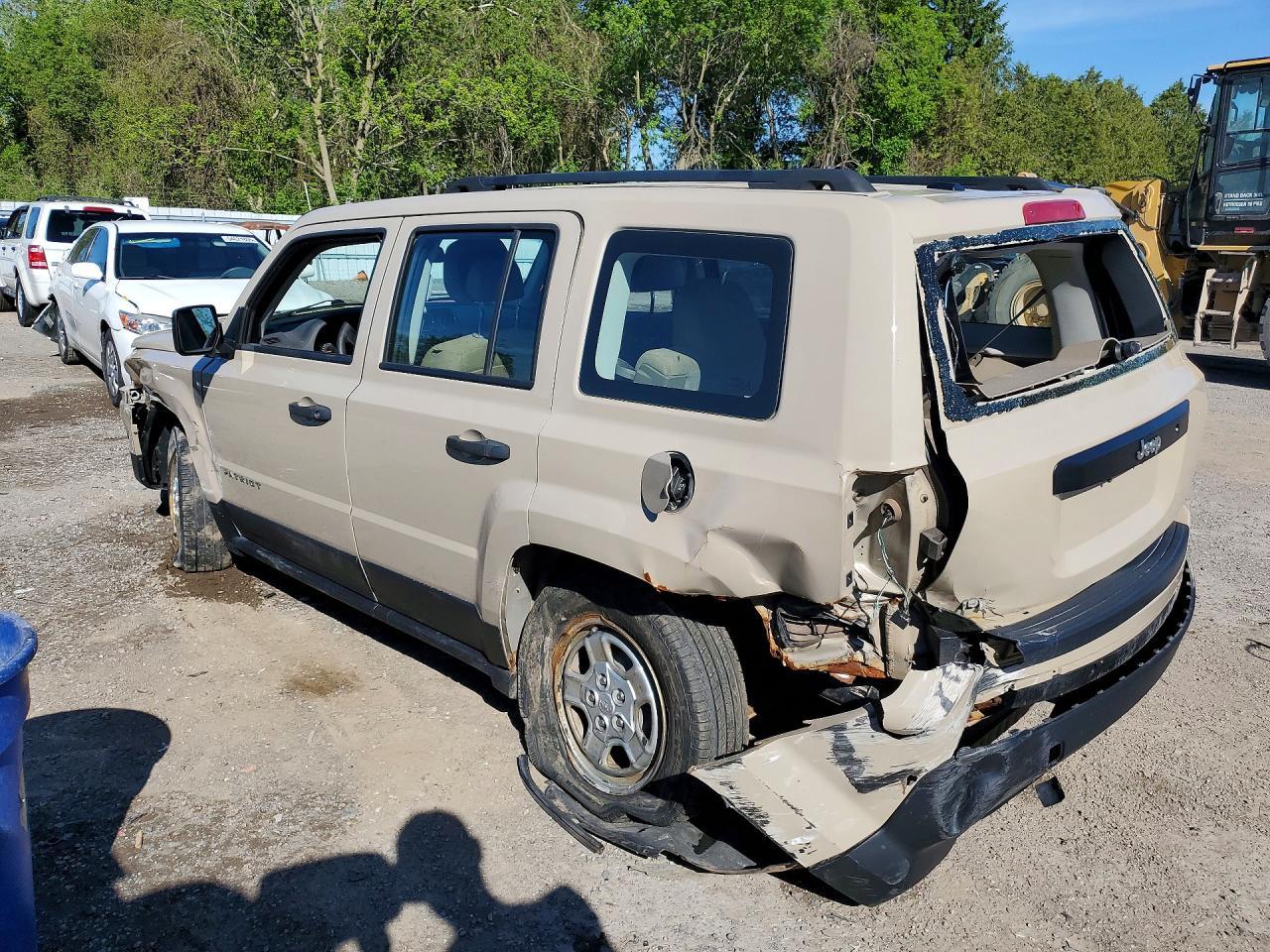 2017 Jeep Patriot - Image 2