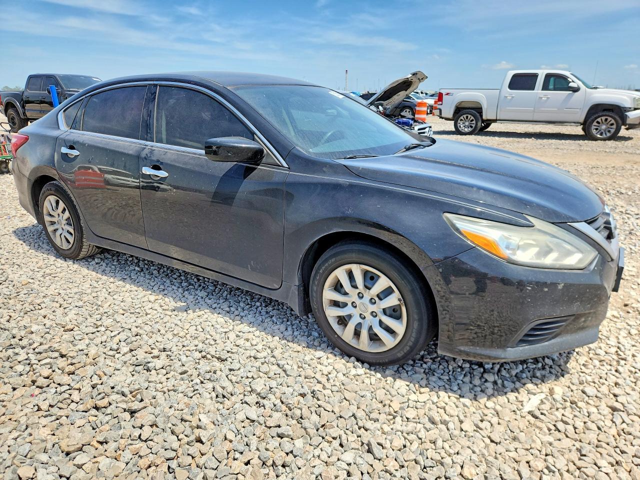 2017 Nissan Altima 2.5 S - Фото 4