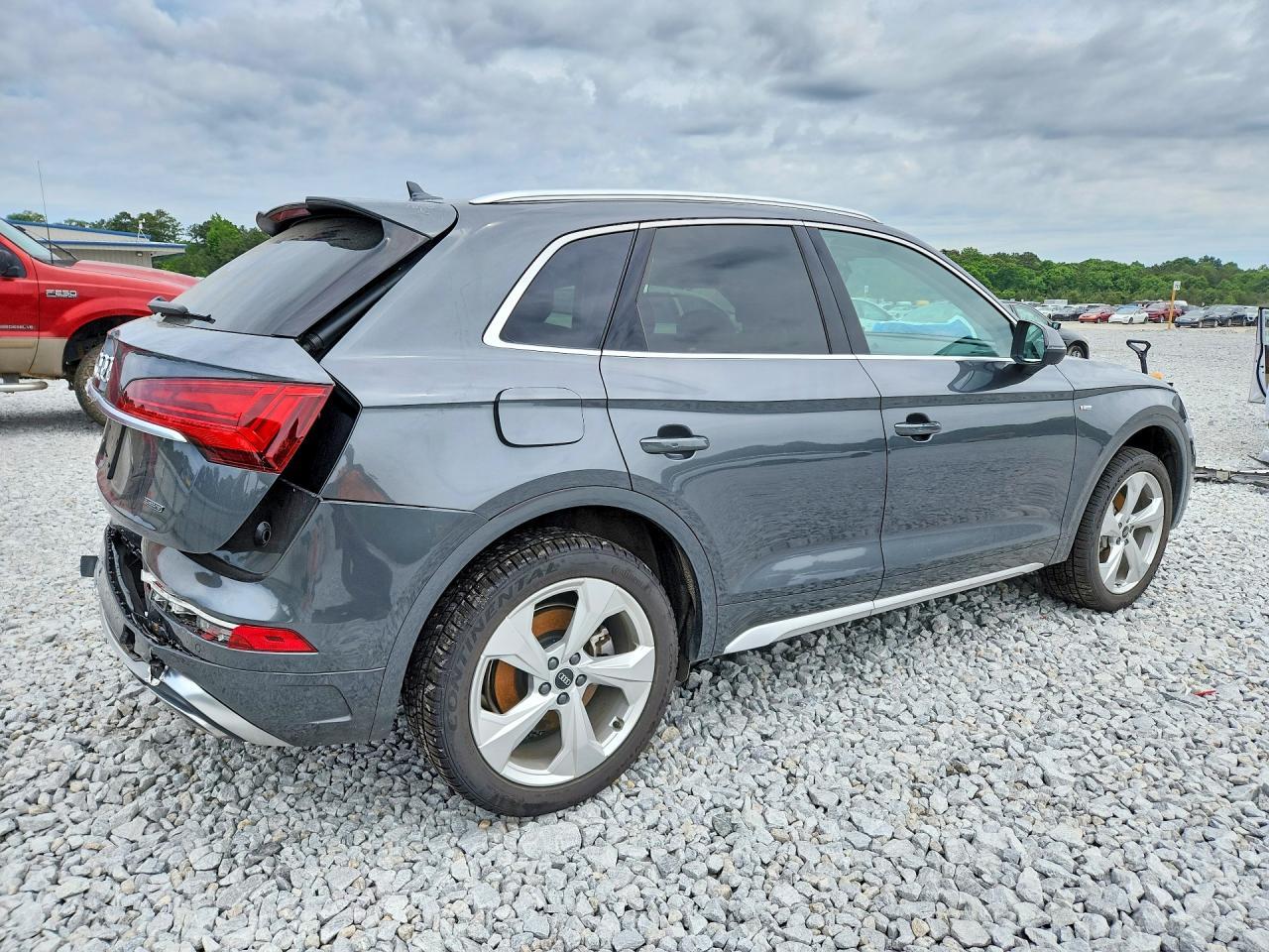 2023 Audi Q5 Premium Plus 45 - Фото 3