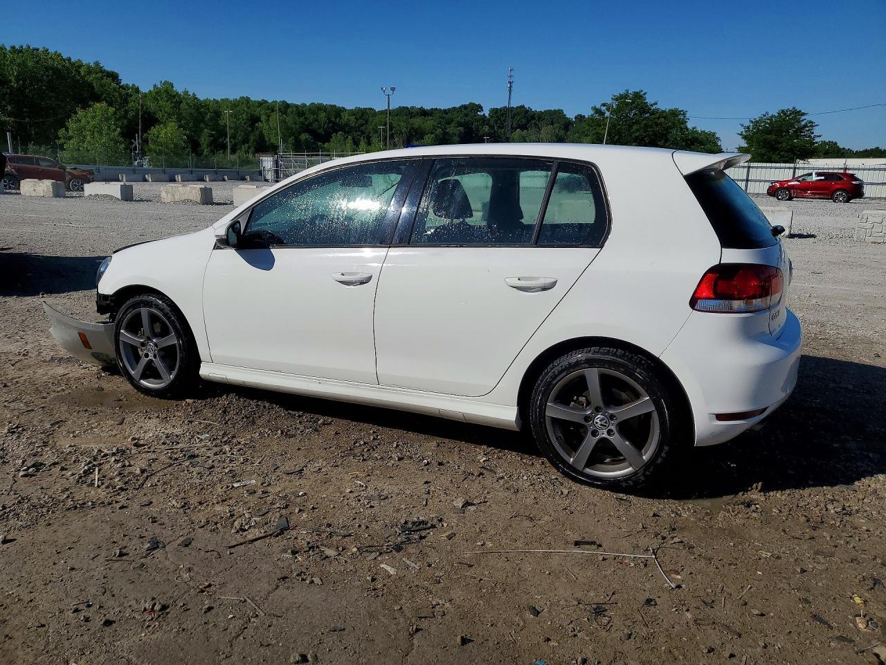 2013 Volkswagen Golf - Фото 2