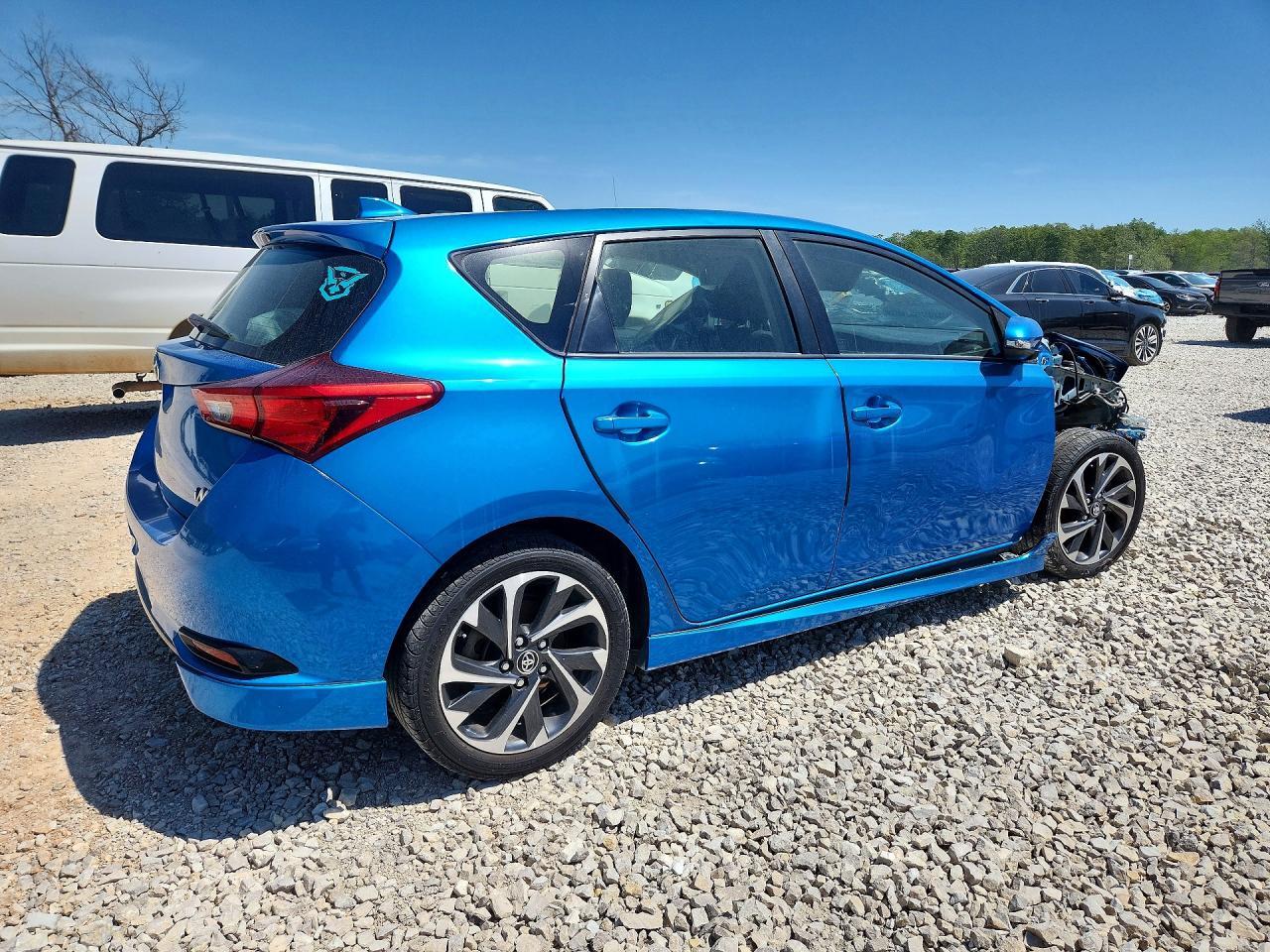 2018 Toyota Corolla Im - Image 3