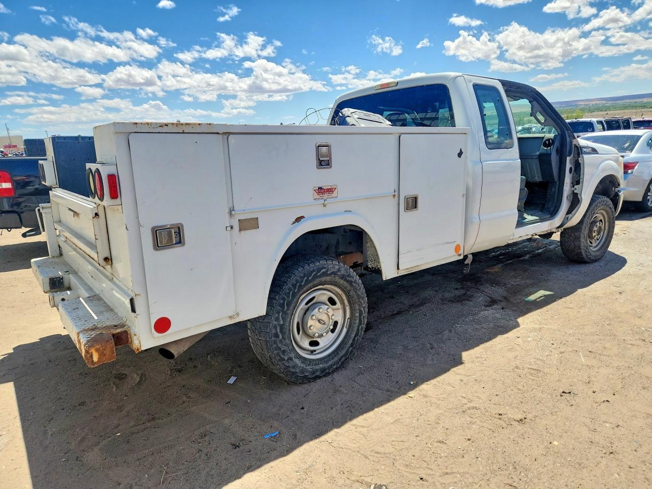 2014 Ford F250 Super Duty - Фото 3