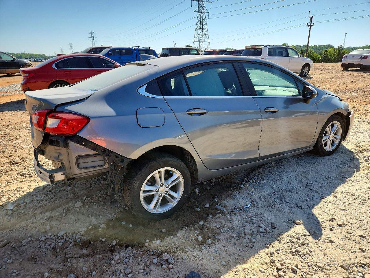 2018 Chevrolet Cruze Lt - Image 3