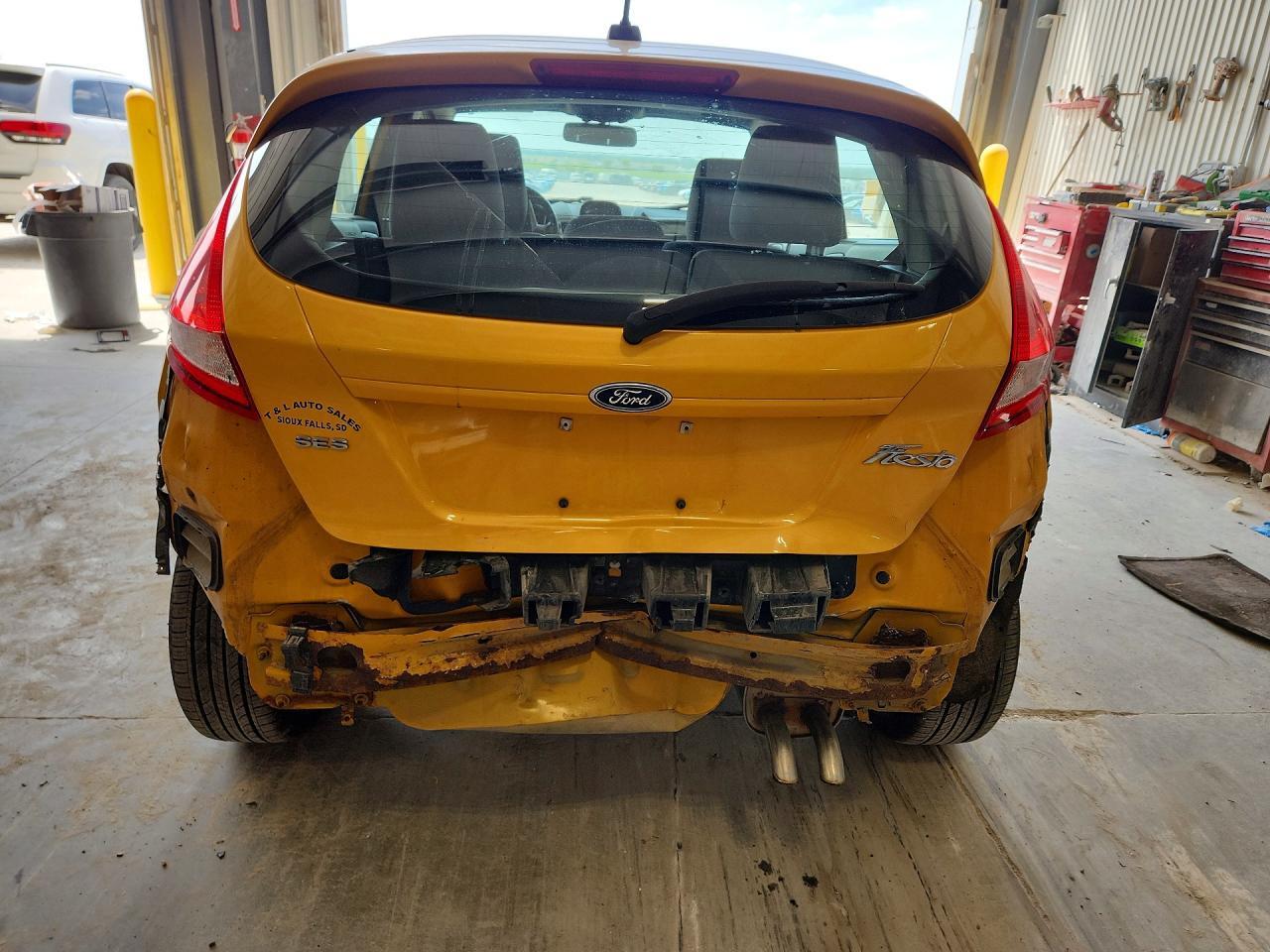 2011 Ford Fiesta Ses - Фото 6