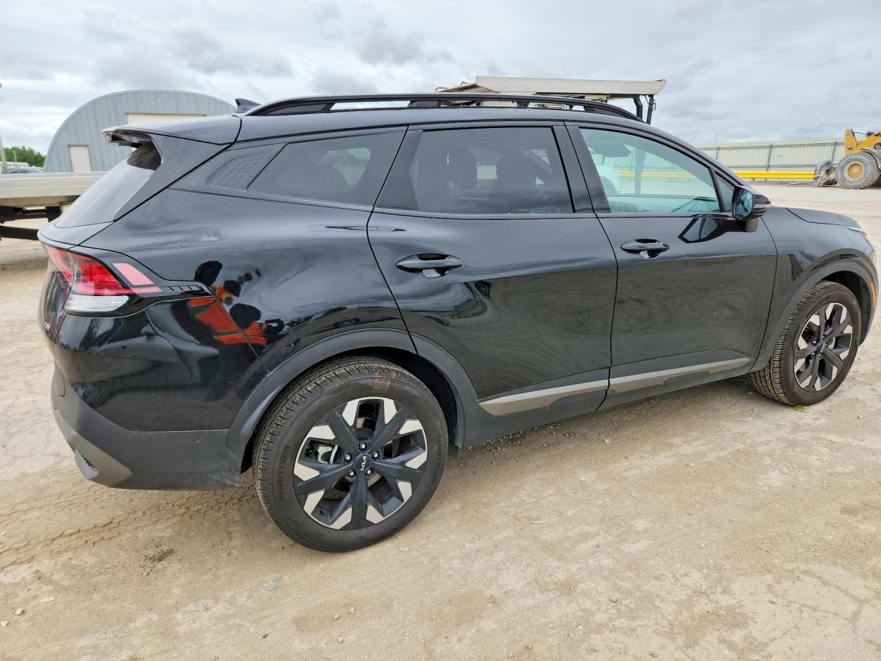 2024 Kia Sportage - Image 3