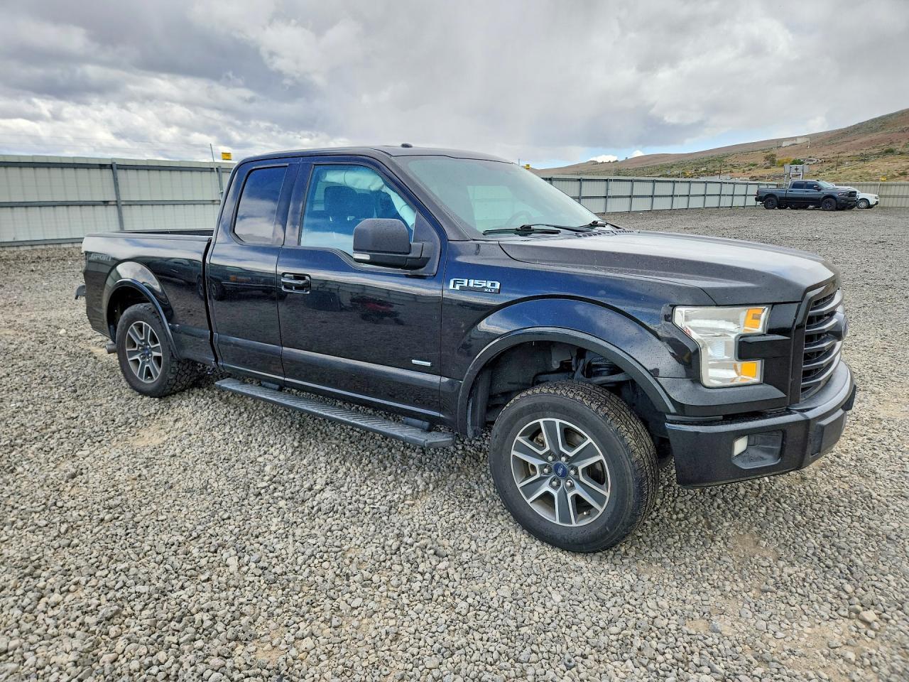 2015 Ford F150 Super Cab - Image 4