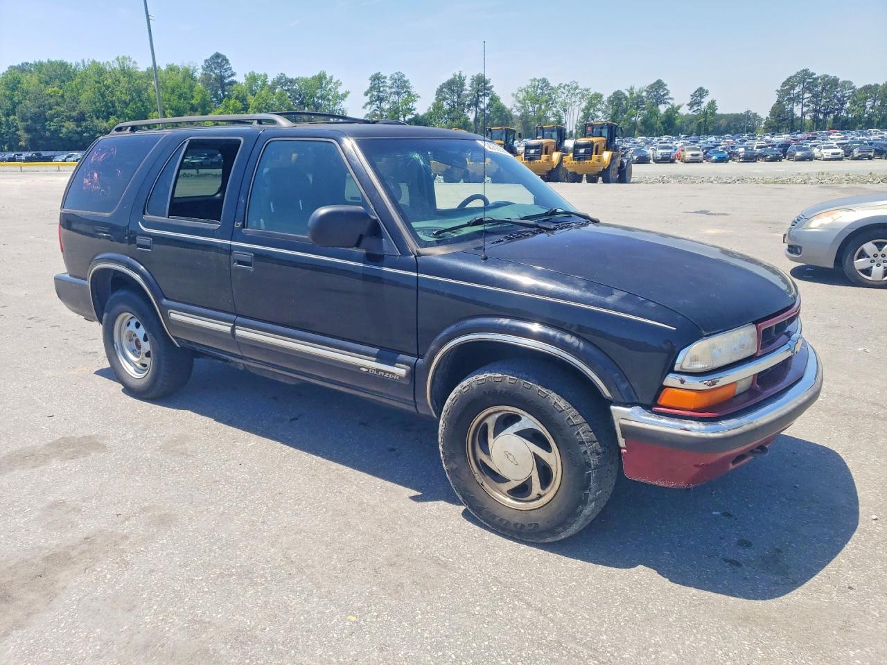 2000 Chevrolet Blazer - Image 4
