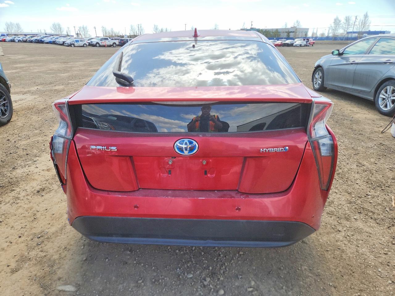 2017 Toyota Prius Two Eco - Фото 6