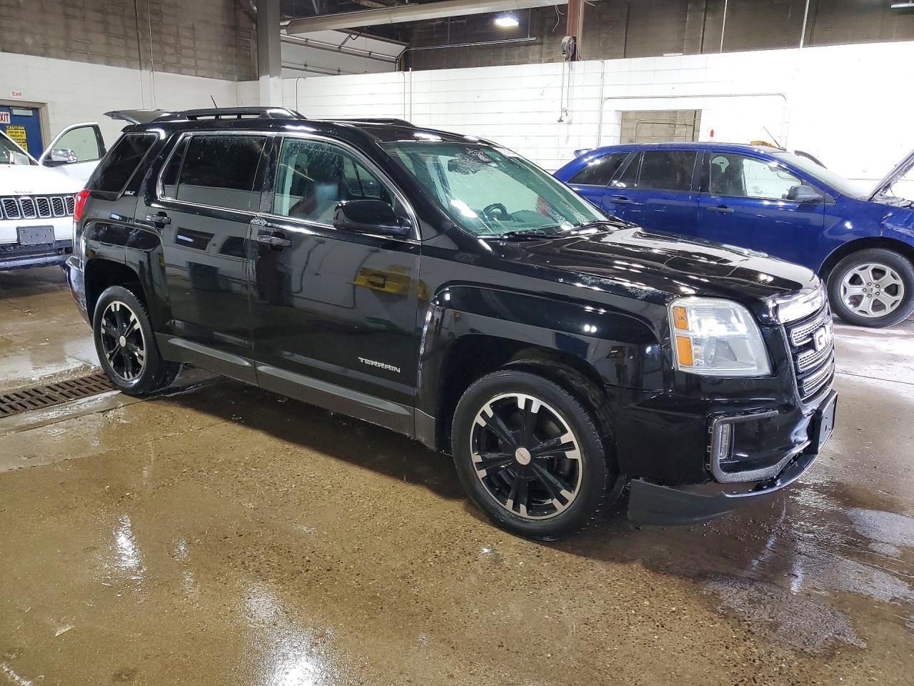 2017 GMC Terrain Slt - Image 4