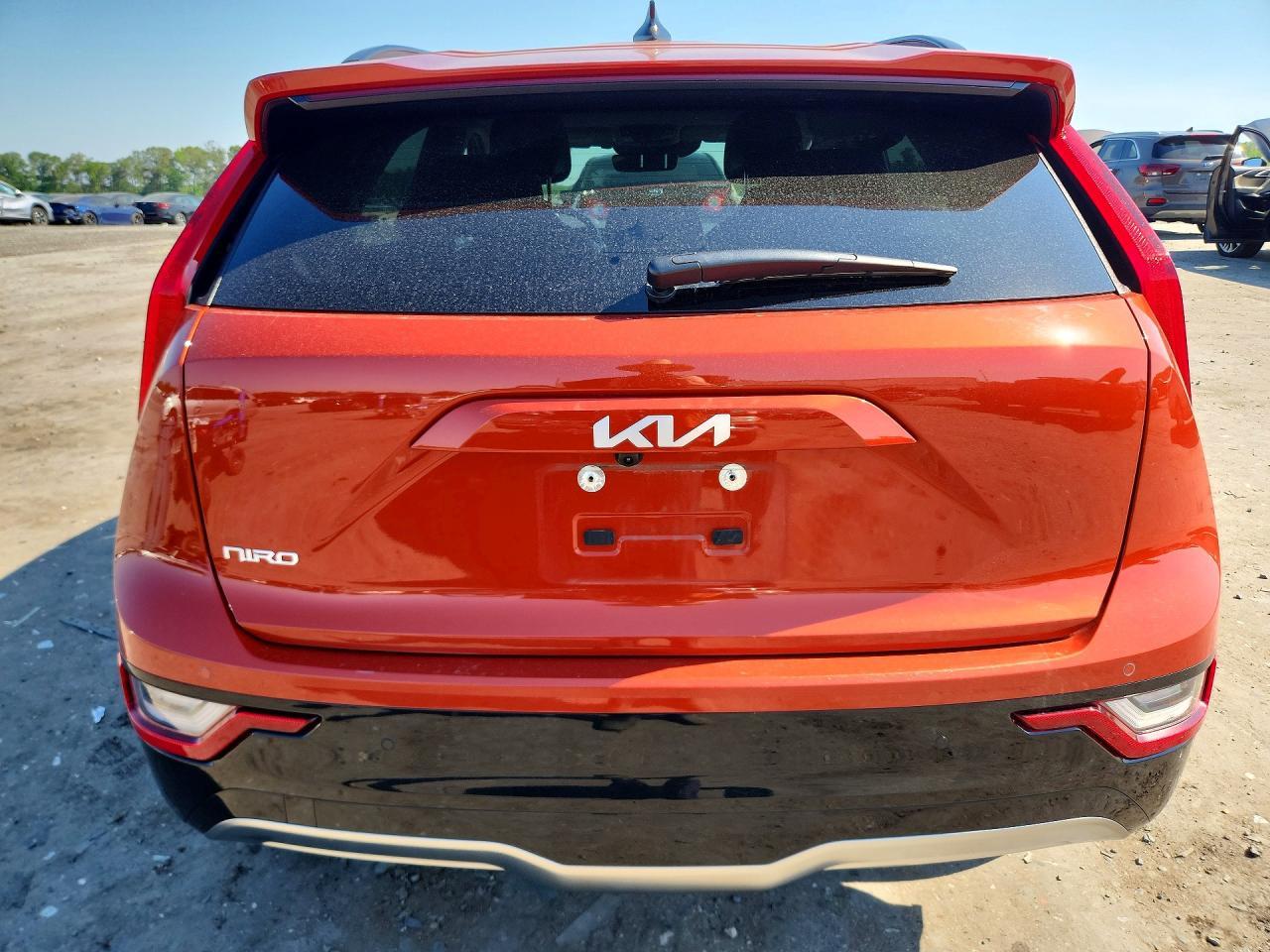 2023 Kia Niro Wave - Image 6