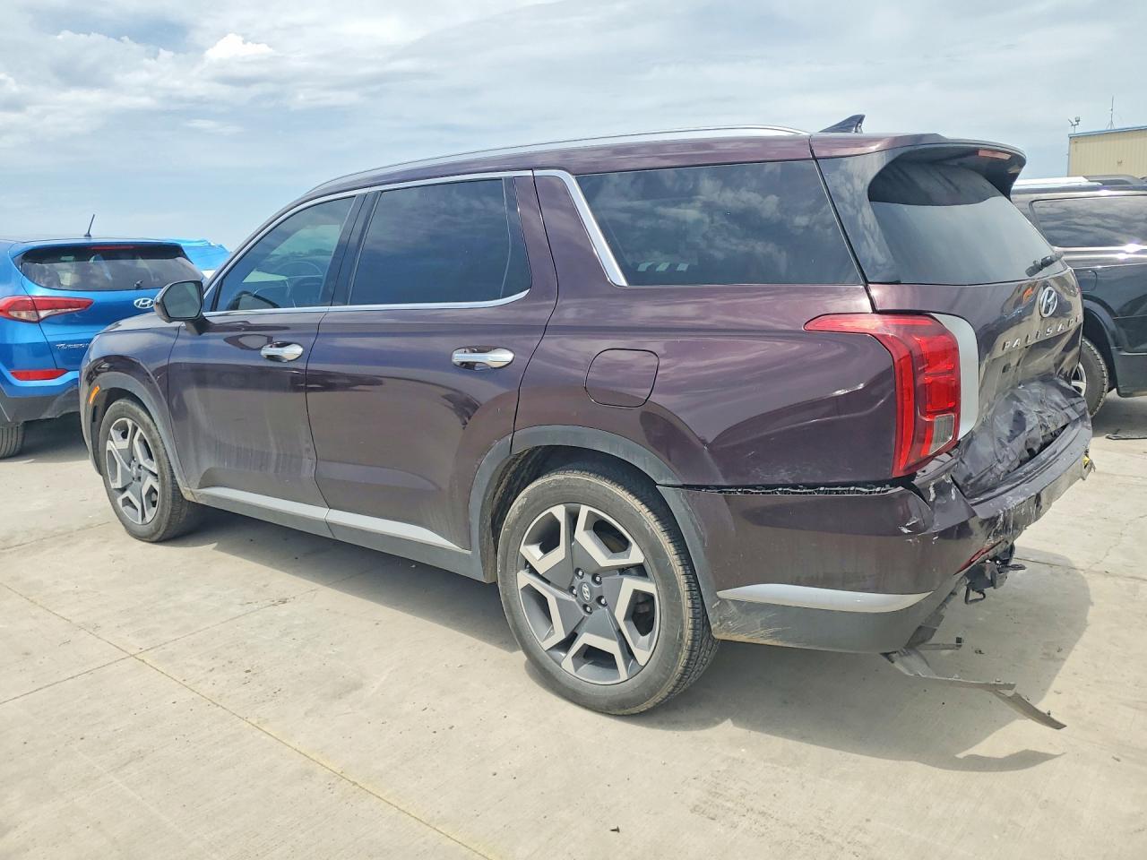 2024 Hyundai Palisade Sel Premium - Image 2