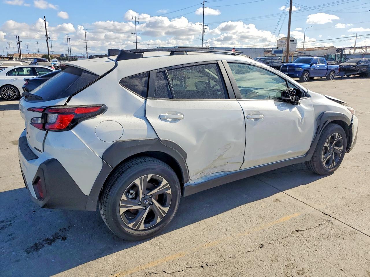 2026 Subaru Crosstrek Premium - Фото 3