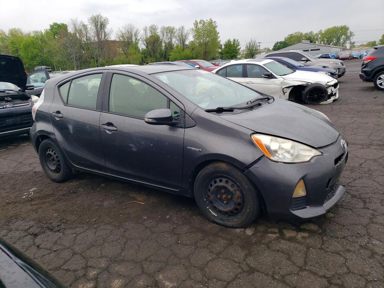2012 Toyota Prius C Two - Image 4