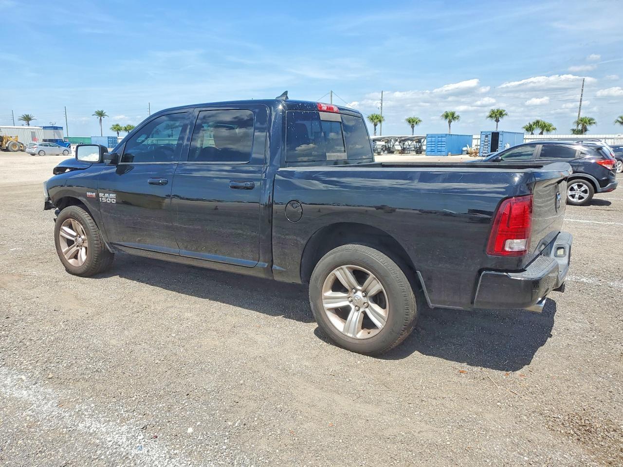 2014 Ram 1500 Sport - Фото 2