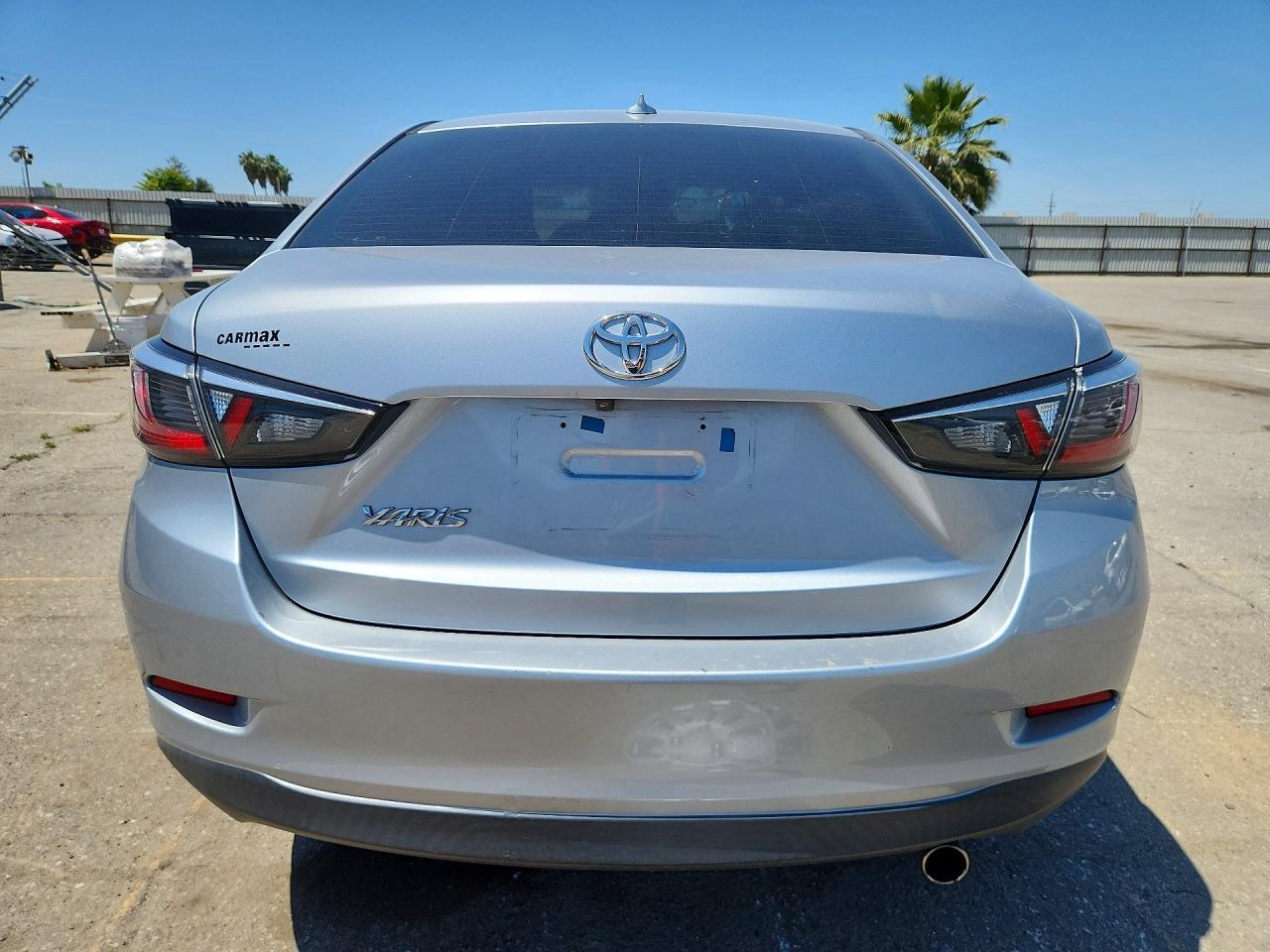 2019 Toyota Yaris L - Image 6