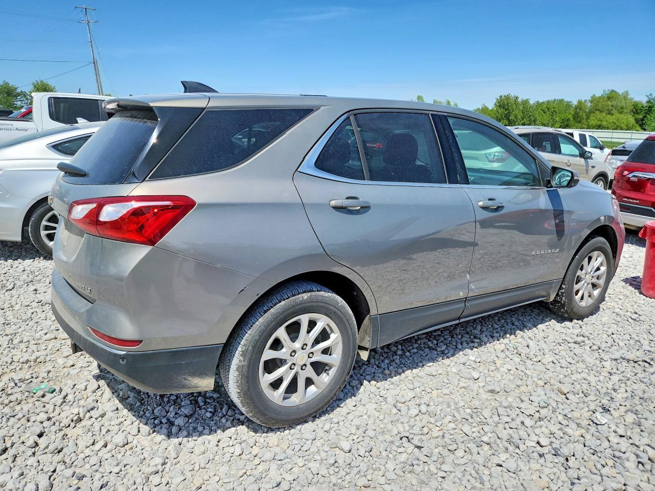 2019 Chevrolet Equinox Lt - Image 3
