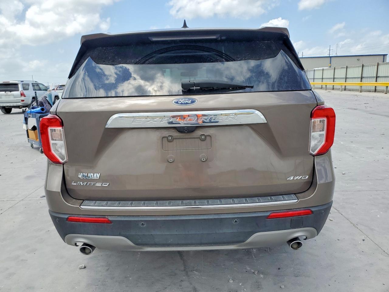 2021 Ford Explorer - Фото 6