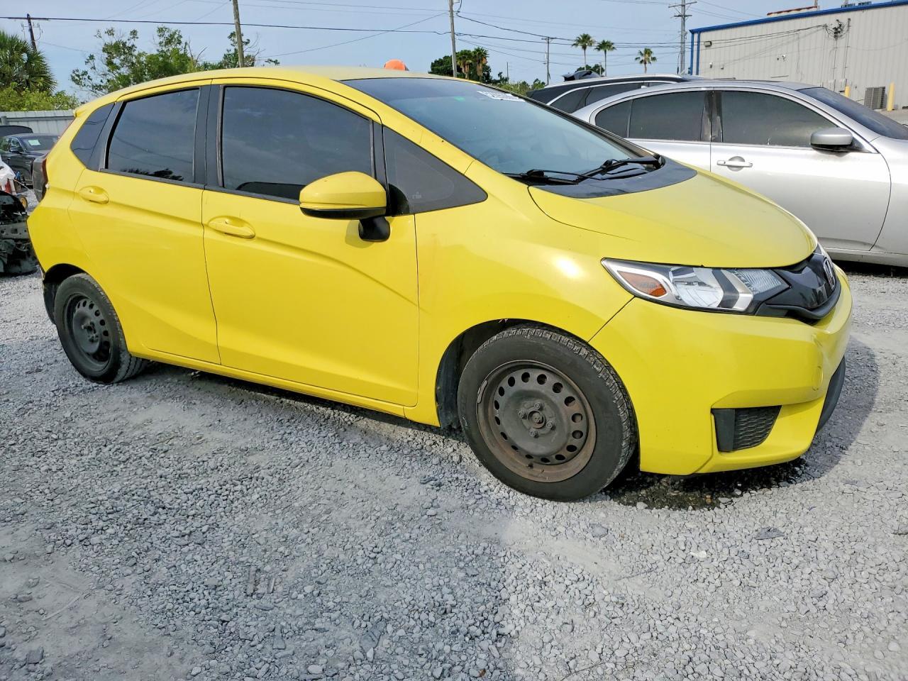 2015 Honda Fit Lx - Image 4