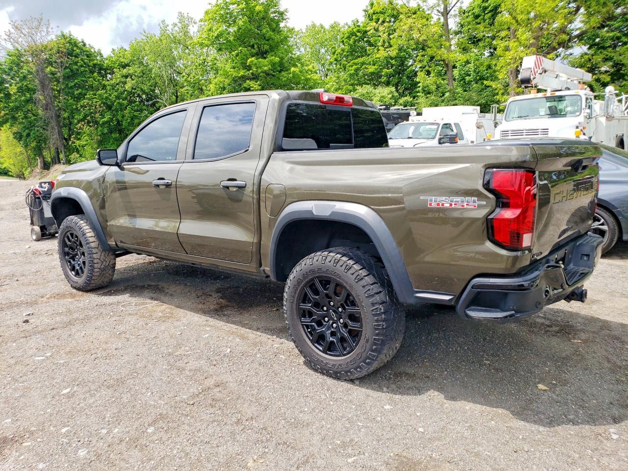 2023 Chevrolet Colorado Trail Boss - Image 2
