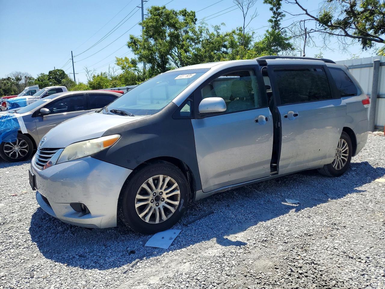 2012 Toyota Sienna Xle 8-Passenger