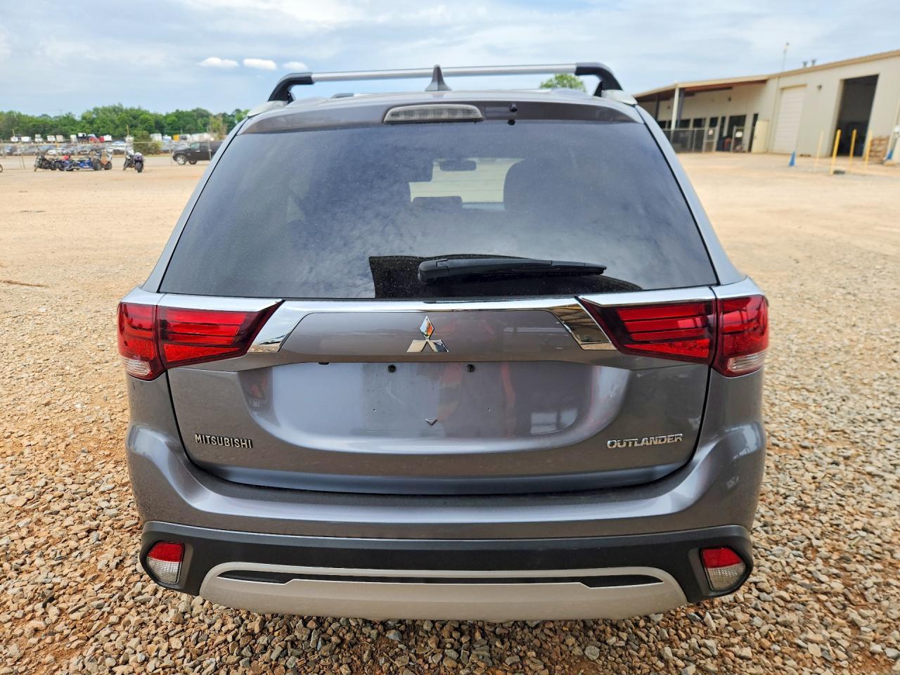 2019 Mitsubishi Outlander Es - Image 6