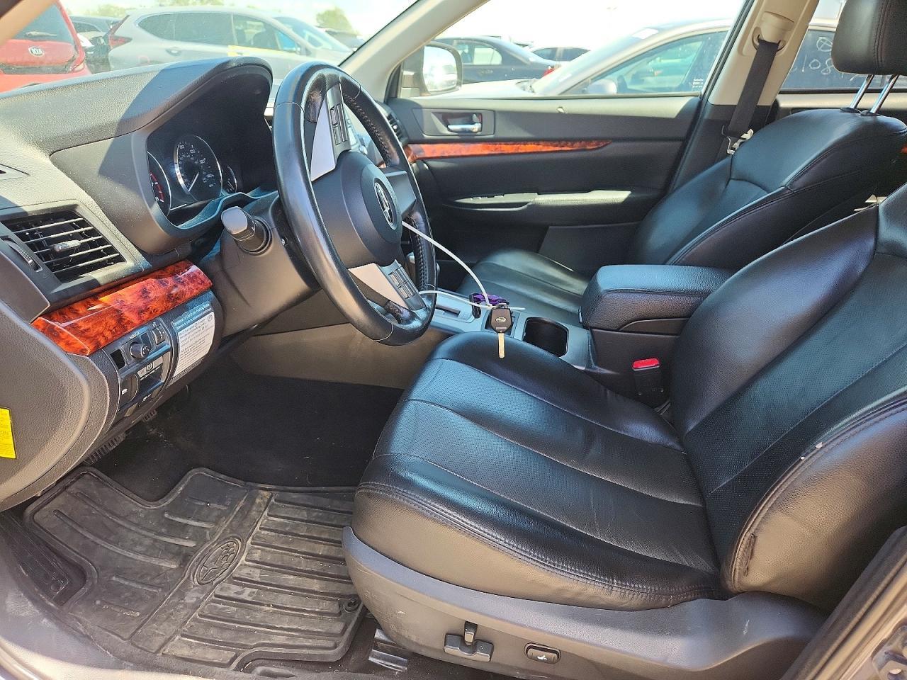 2011 Subaru Outback 2.5I Limited - Фото 7