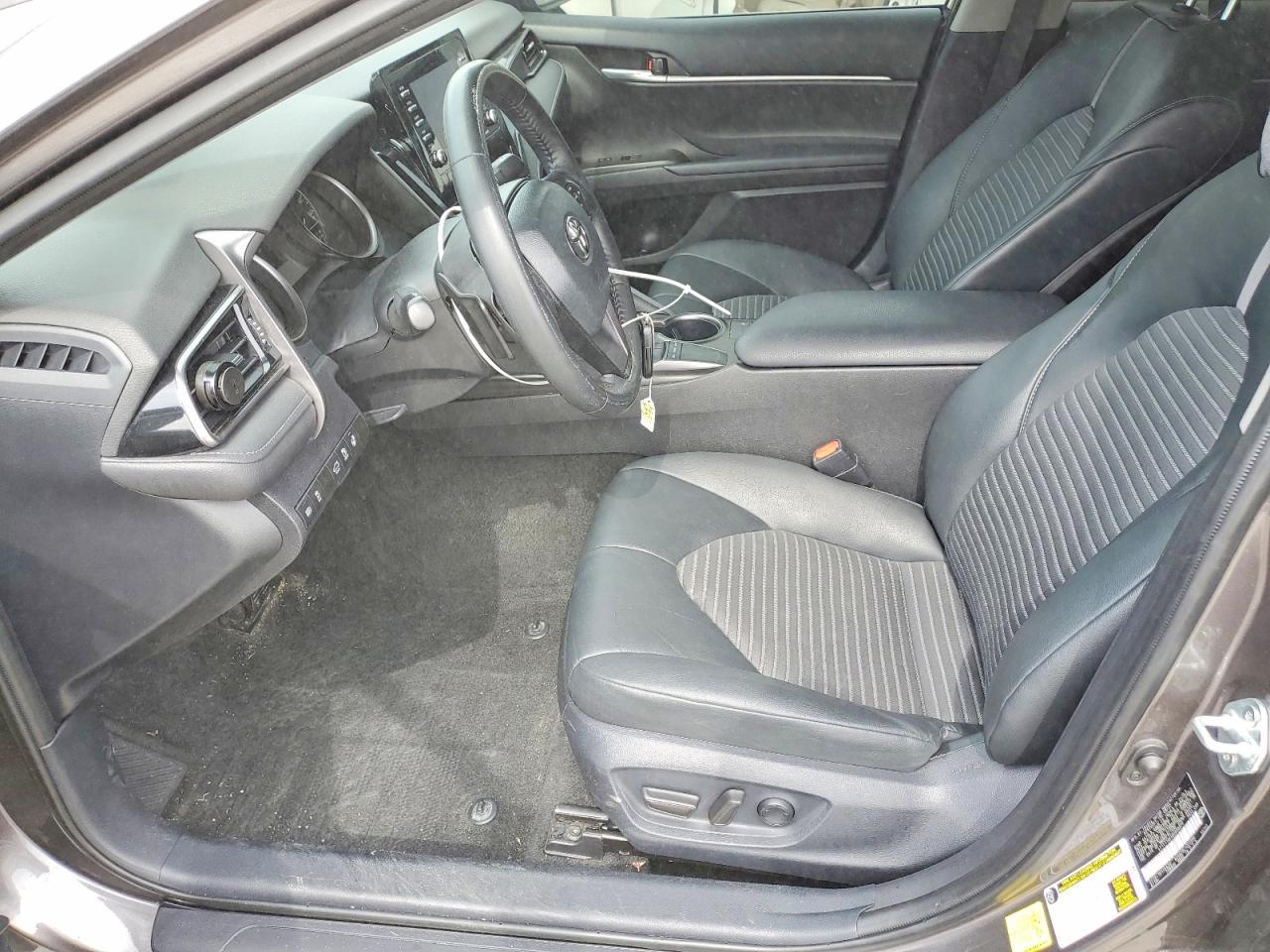 2024 Toyota Camry Se - Image 7
