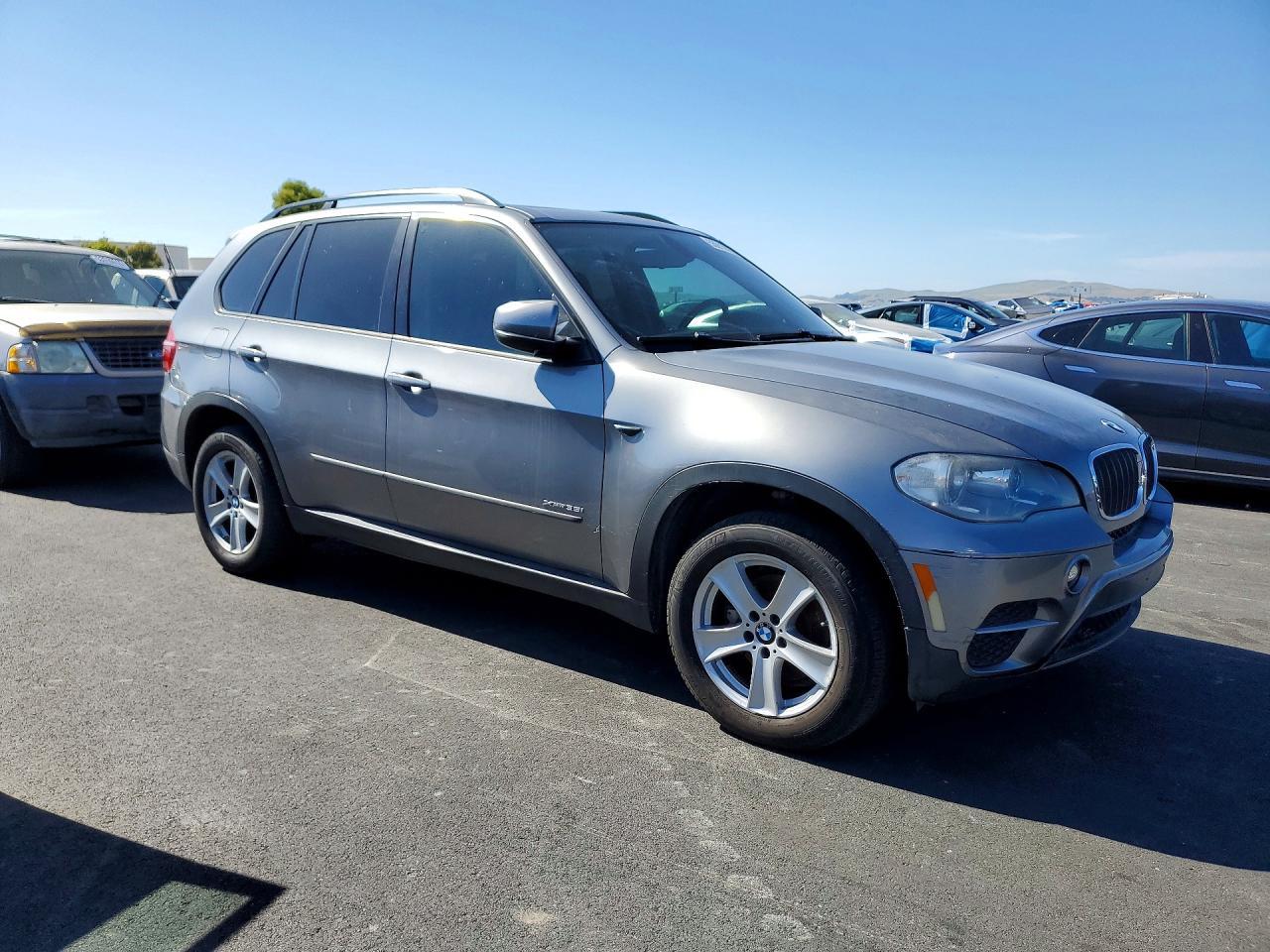 2013 BMW X5 xDrive35I - Фото 4