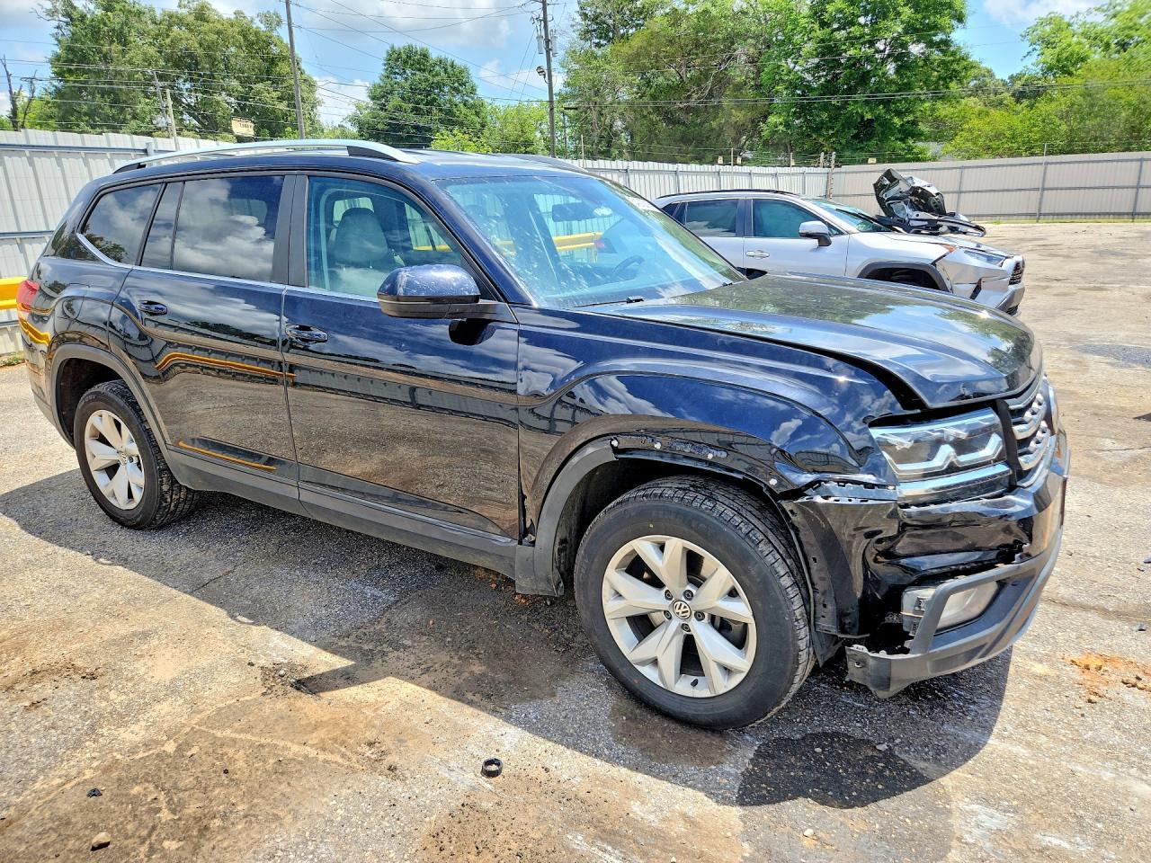 2019 Volkswagen Atlas Se - Фото 4
