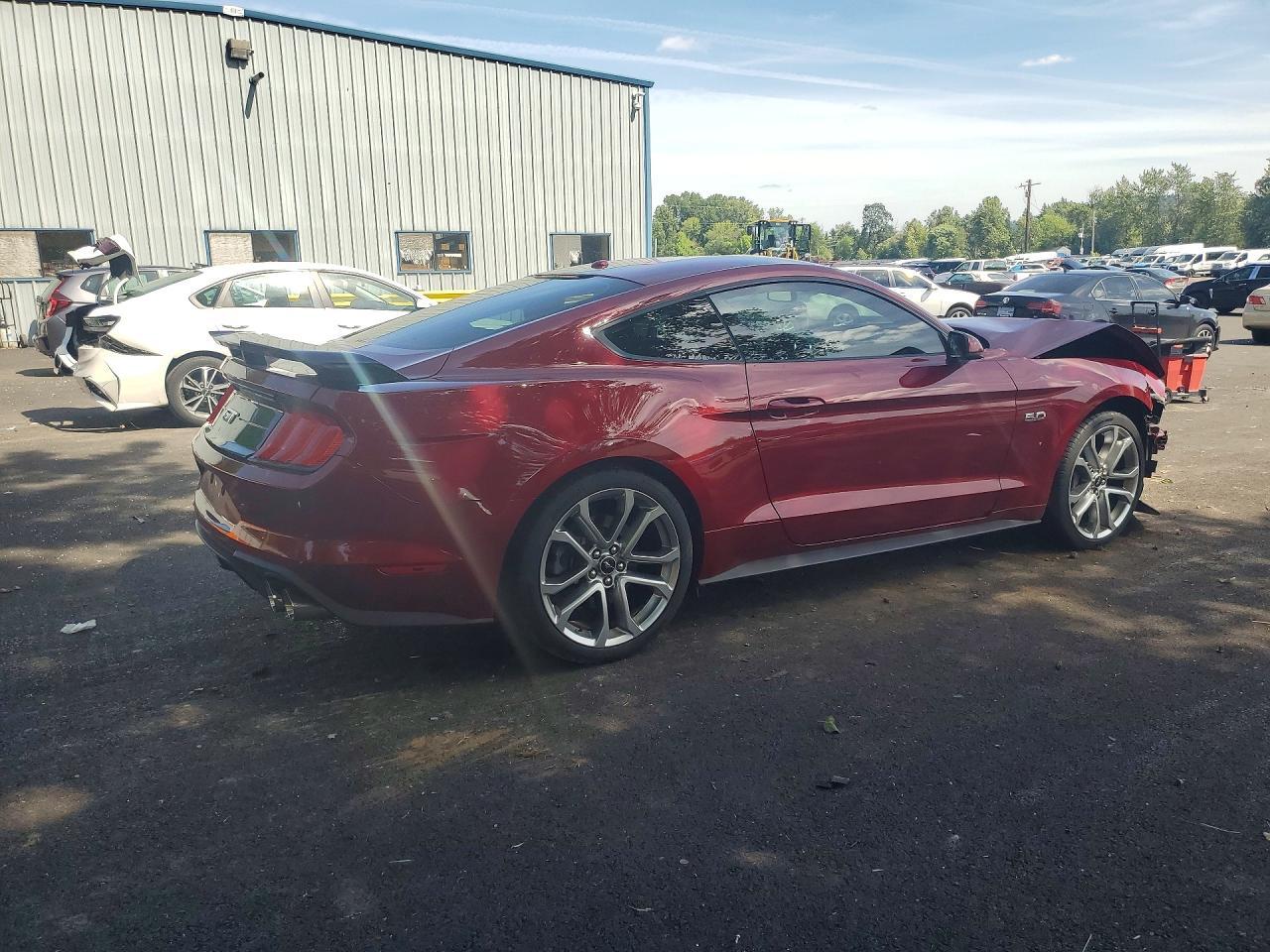 2019 Ford Mustang Gt - Фото 3