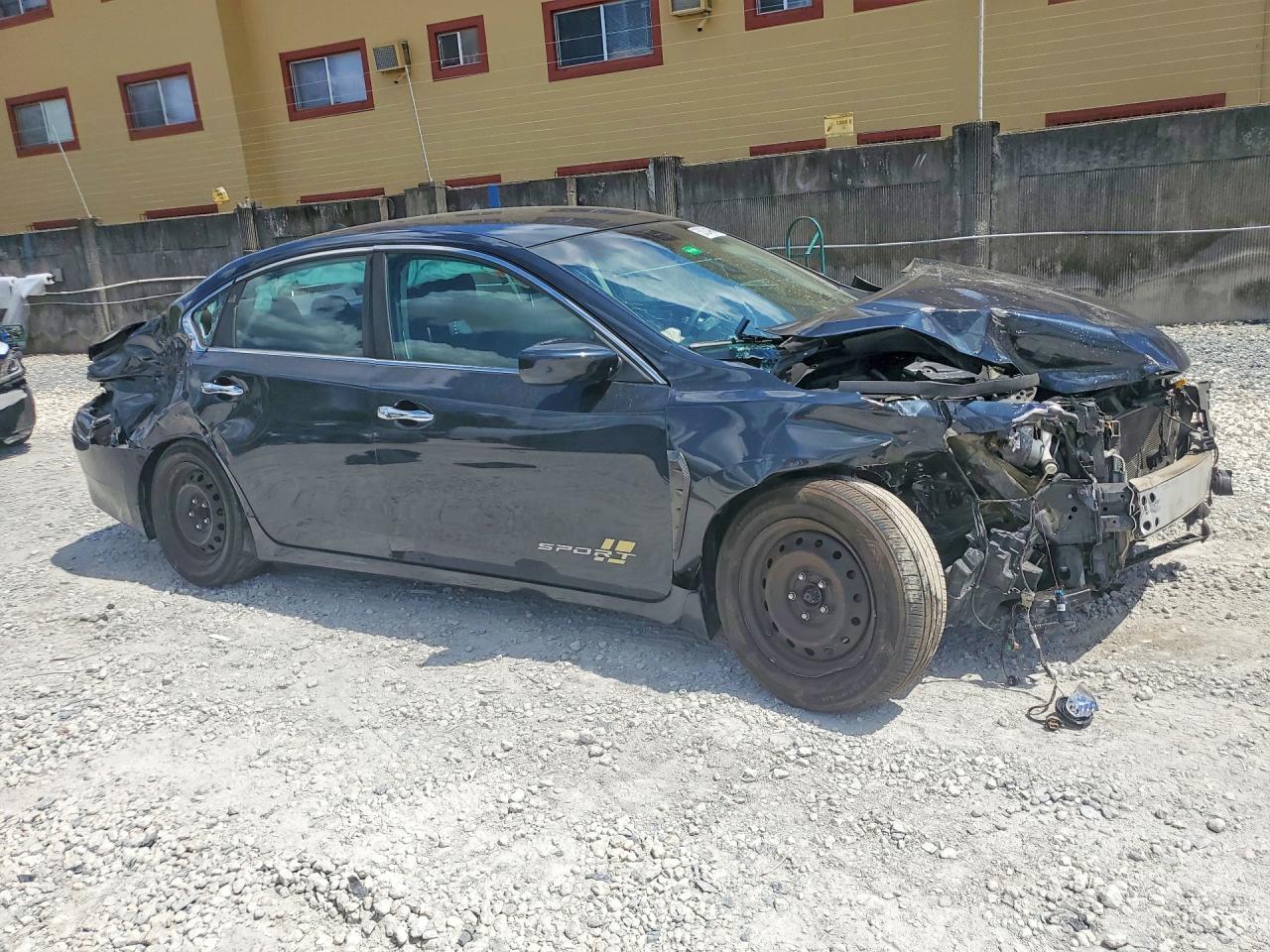 2016 Nissan Altima 2.5 S - Image 4