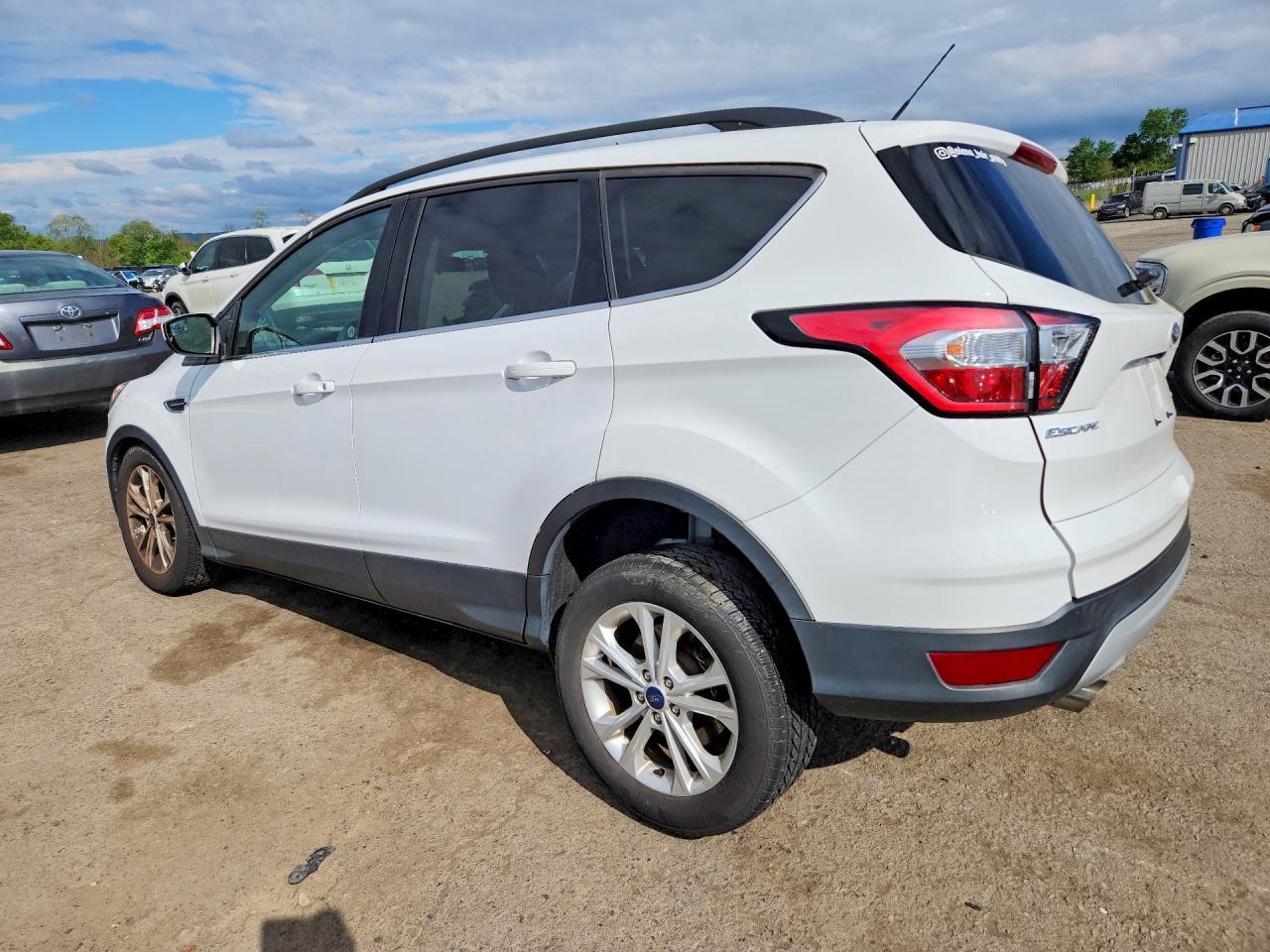 2018 Ford Escape - Image 2