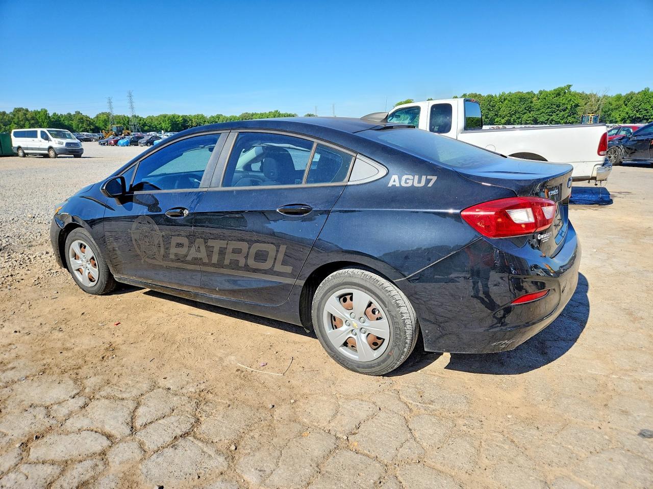 2017 Chevrolet Cruze Ls - Фото 2