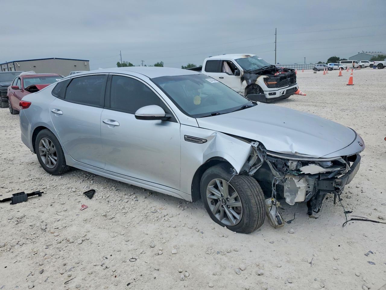 2019 Kia Optima Lx - Фото 4