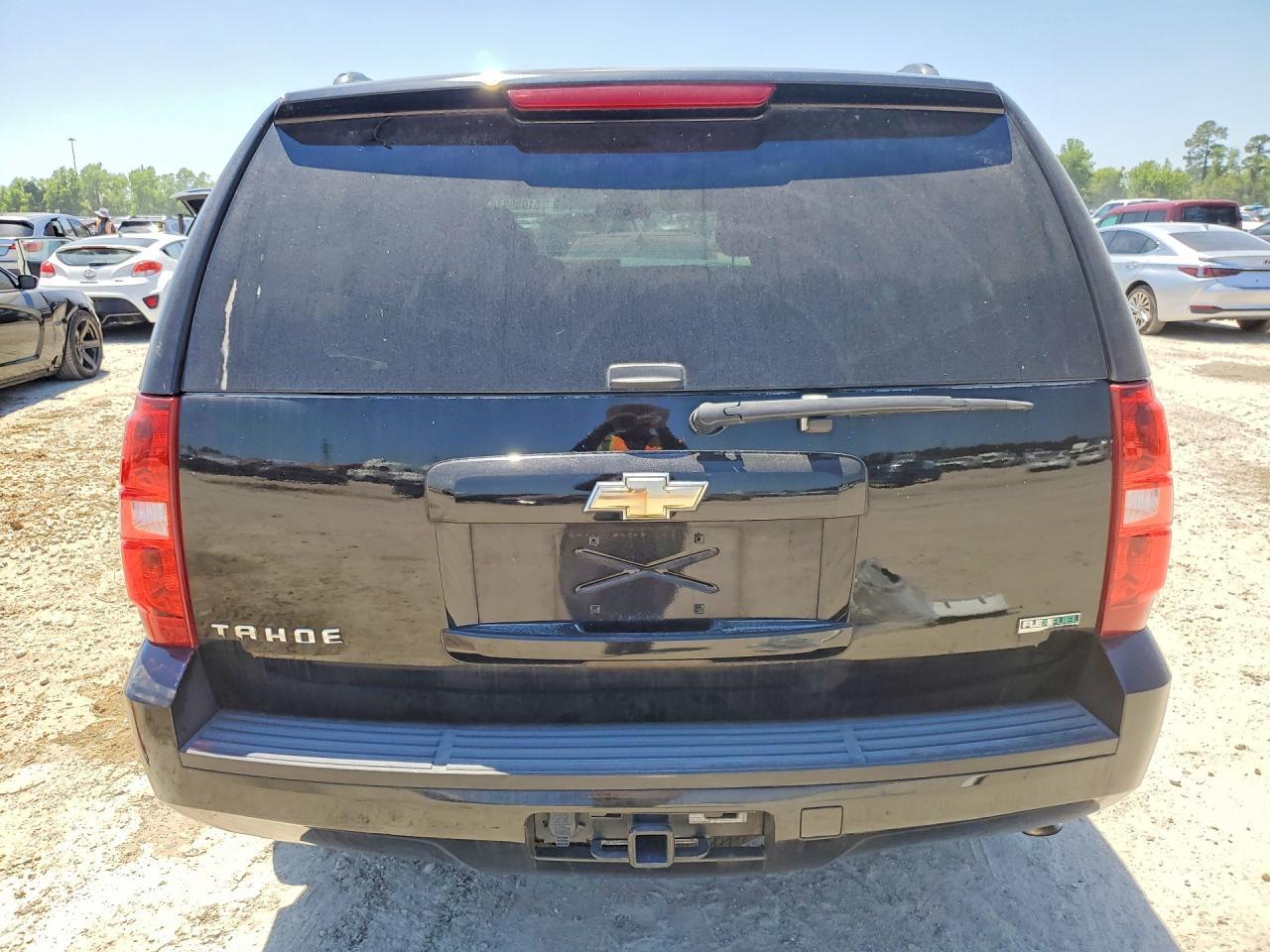 2010 Chevrolet Tahoe C1500 Ls - Image 6