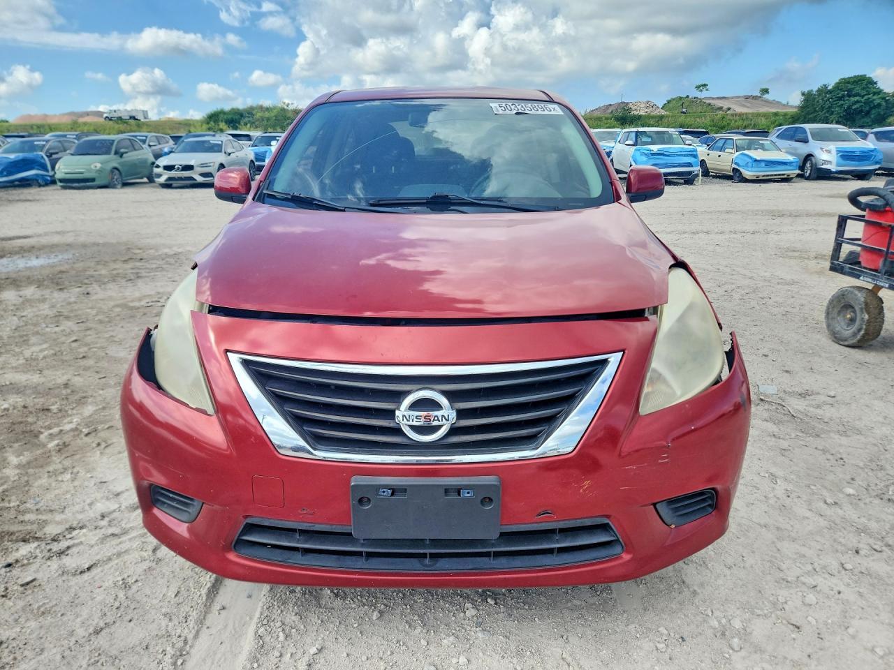 2012 Nissan Versa 1.6 S - Фото 5