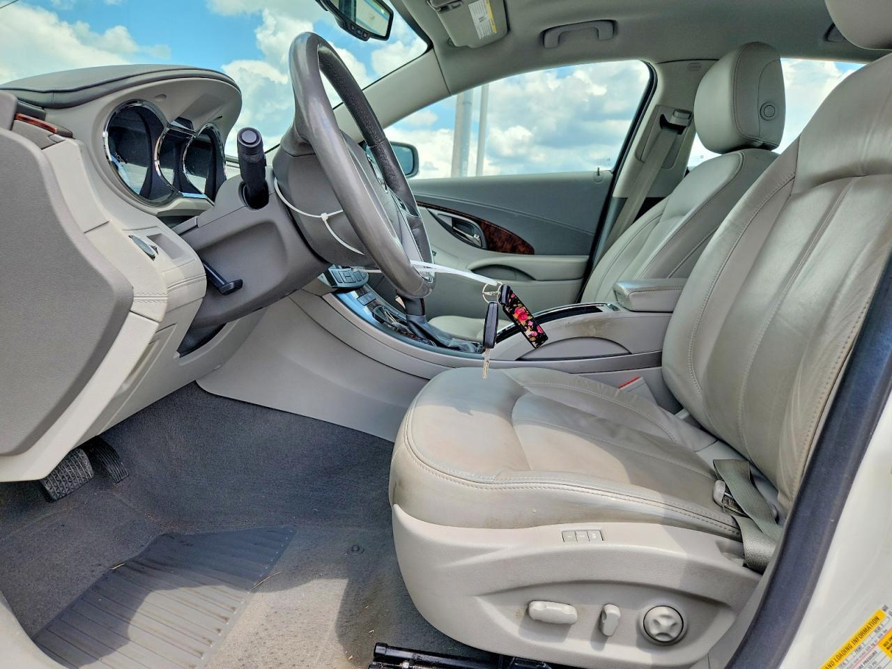2013 Buick Lacrosse - Image 7