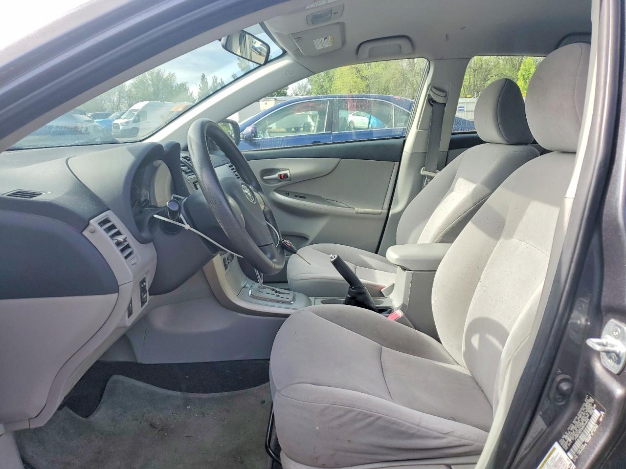 2011 Toyota Corolla Le - Фото 7