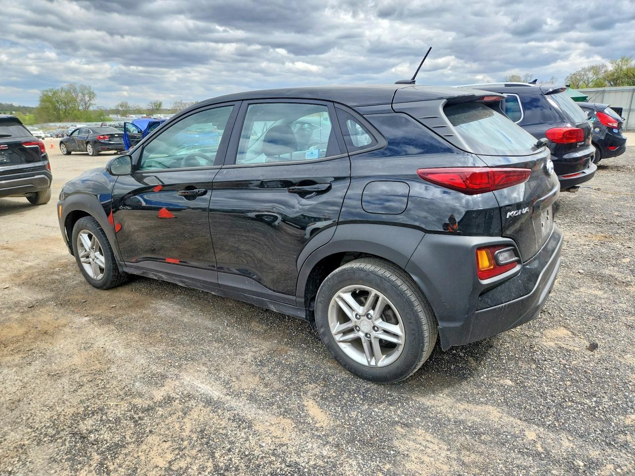 2020 Hyundai Kona Se - Фото 2