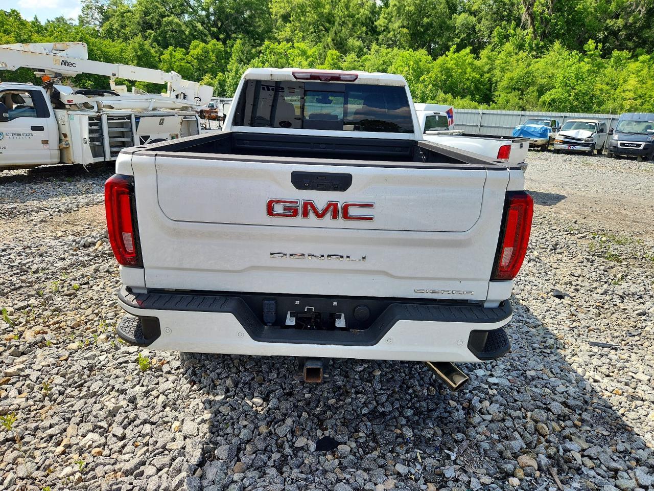 2021 GMC Sierra K3500 Denali - Image 6