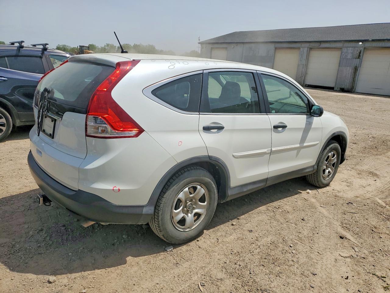 2014 Honda Cr-V Lx - Image 3