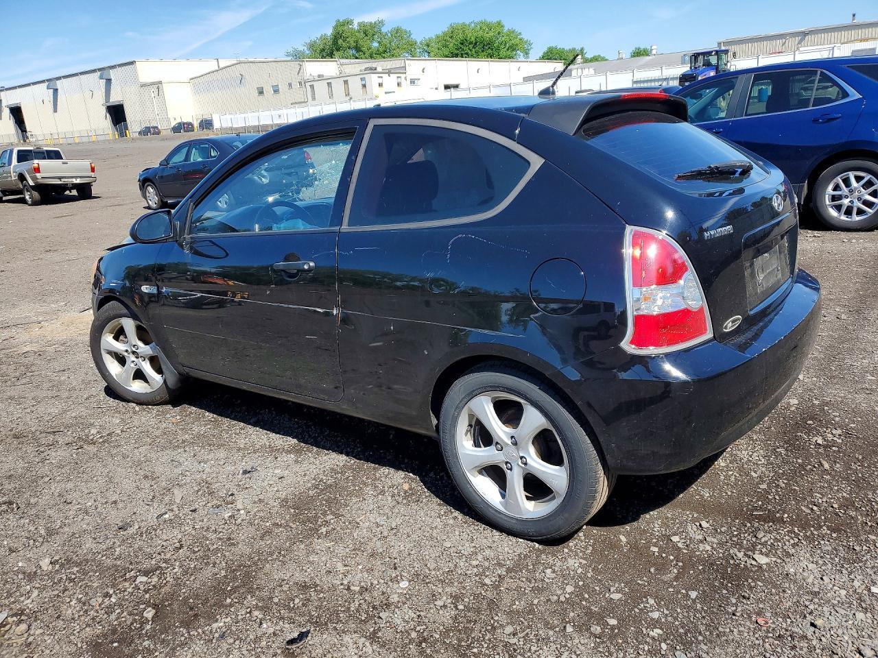 2007 Hyundai Accent Se - Image 2