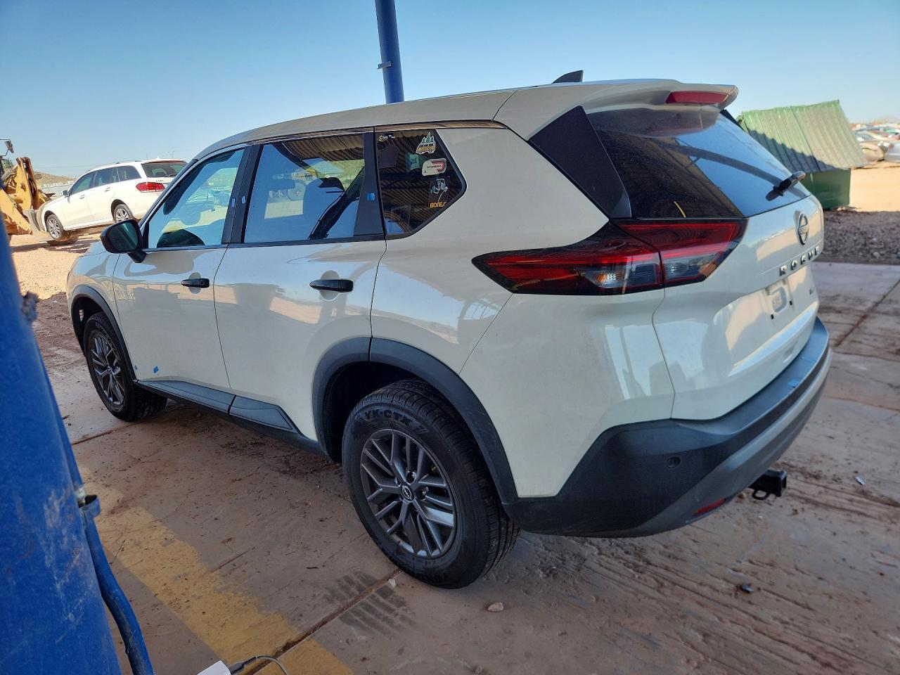 2023 Nissan Rogue S - Фото 2