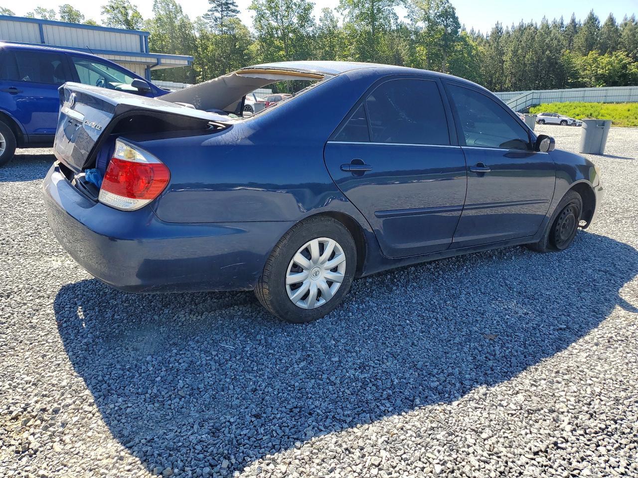 2005 Toyota Camry Le - Фото 3